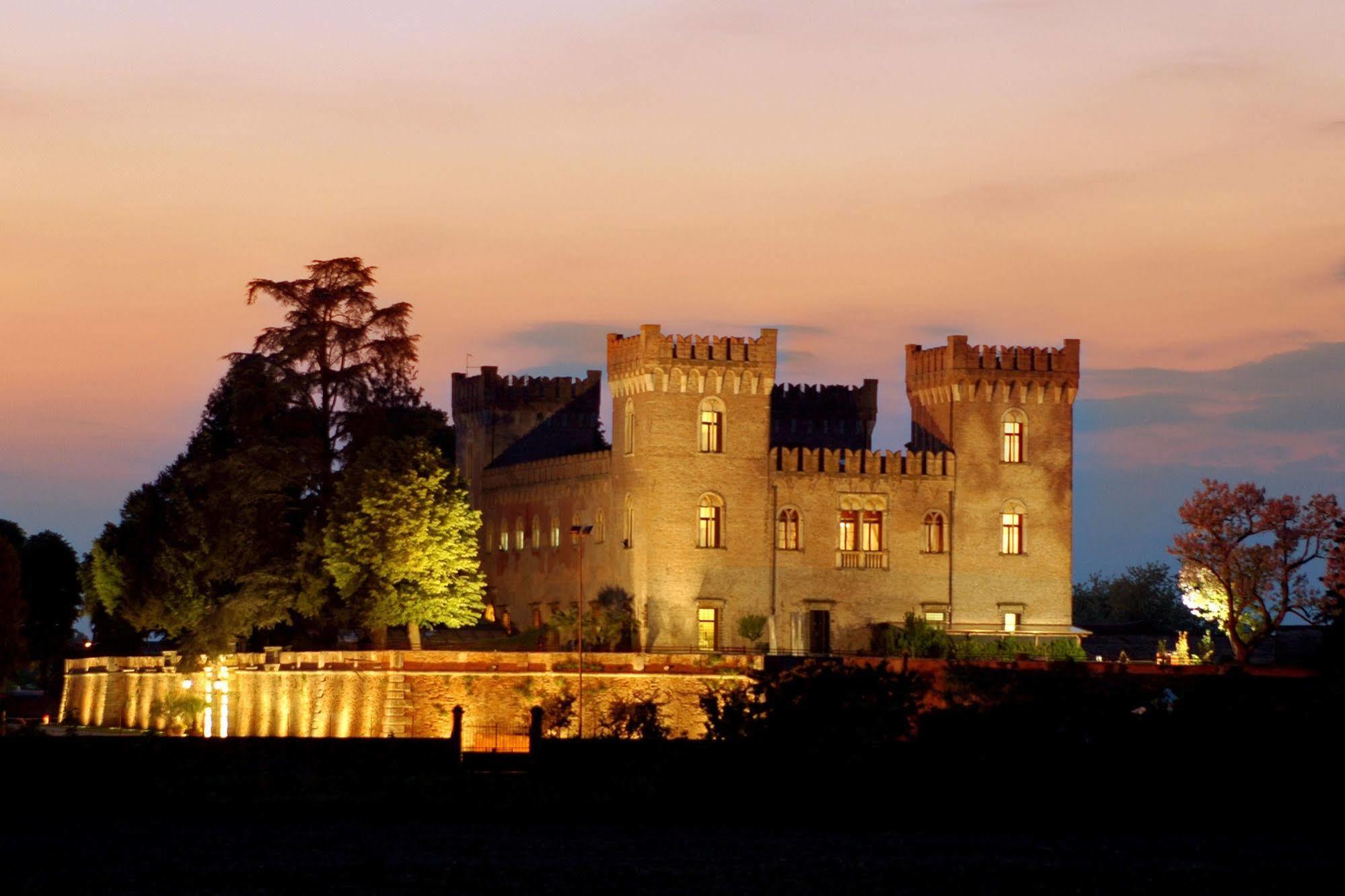 Relais Castello Bevilacqua Zewnętrze zdjęcie
